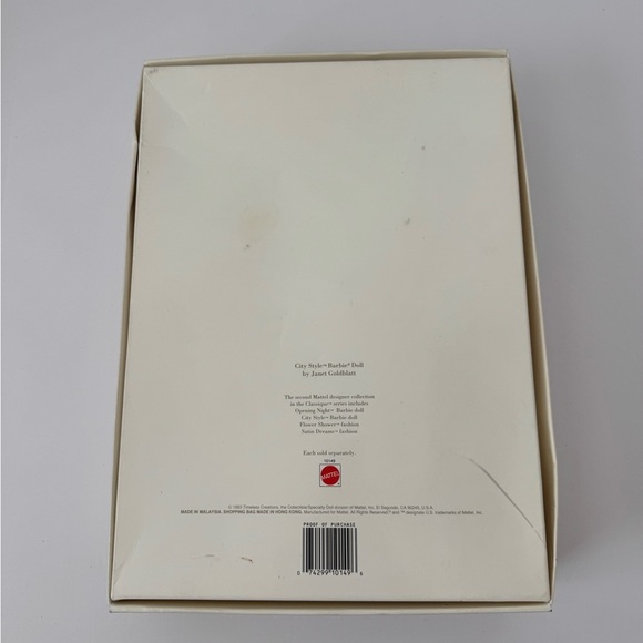 Mattel 1993 Classique City Style Vintage Barbie Limited Edition - Picture 5 of 5